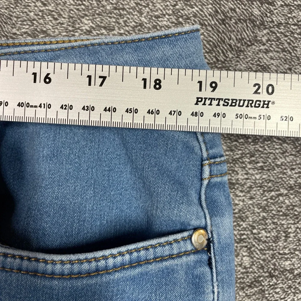Catherines Sateen Stretch Light Wash Straight Leg Jeans Womens 18W Blue Denim